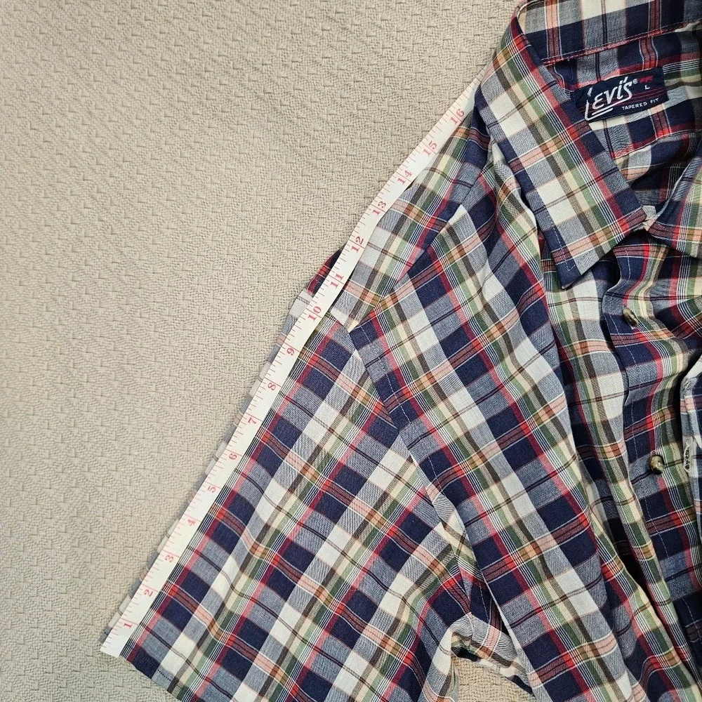 Levis Mens Plaid Short Sleeve Button Down Shirt Tapered Fit Navy Red Cream L